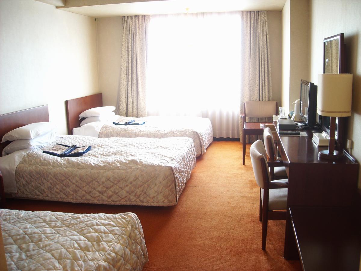 Hotel New Tanaka Yamaguchi Esterno foto