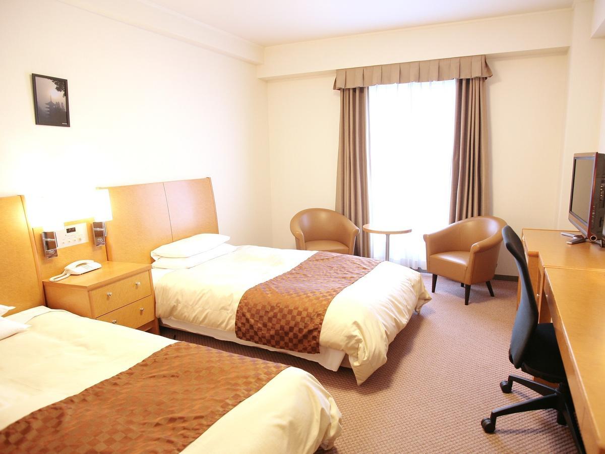 Hotel New Tanaka Yamaguchi Esterno foto